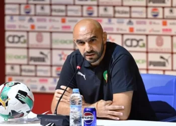الركراكي يحذر لاعبيه بعد فوز المغرب على البحرين: “من لا يسجل سيجلس على الدكة”