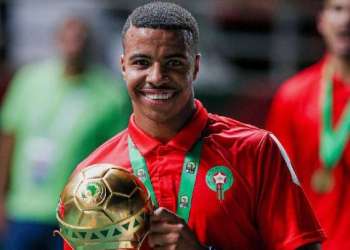 حمزة أكامان: من لاعب عادي إلى نجم متألق في أوروبا والمنتخب
