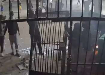 أحكام ثقيلة بأكادير.. 260 سنة سجناً نافذاً لـ33 متهماً في قضايا تمس بالأمن العام