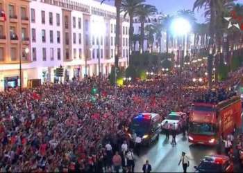 فرحة وطنية تاريخية: استقبال ملكي وشعبي لمنتخب الأشبال بعد تتويجه بكأس العالم للشباب
