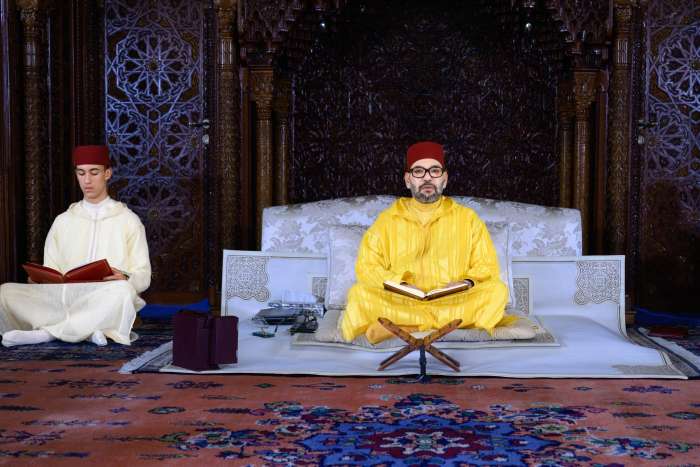 جلالة الملك محمد السادس يترأس حفلاً دينياً إحياءً للذكرى الـ27 لوفاة الملك الراحل الحسن الثاني