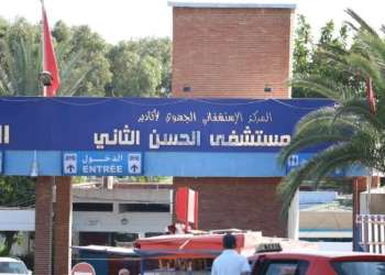 طبيب يتحدى وزير الصحة ويمنحه مهلة 72 ساعة لإعادة الاعتبار للموقوفين