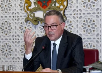 لقجع: ثغرات في الدعم العمومي تسمح أحياناً لـ”تجار الأزمات” بالاستفادة من المال العام