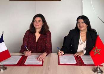 هيئة التأمينات وبنك فرنسا يوقعان اتفاقية لتعزيز التربية المالية