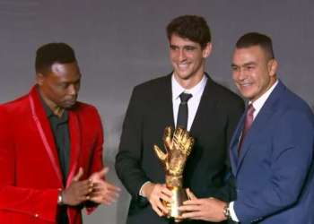 ياسين بونو أفضل حارس مرمى في أفريقيا لعام 2025