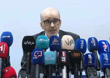 إدريس الأزمي: فضيحة الأدوية تهدد حياة المواطنين وتكشف تضارب مصالح خطير