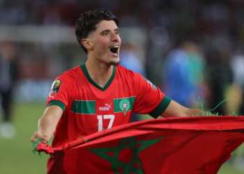 إصابة العزوزي تُربك حسابات الركراكي قبل كأس إفريقيا