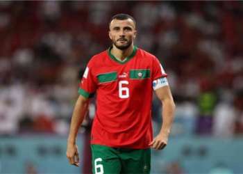 سايس يحذر: الأخطاء الدفاعية لا تُغتفر في إفريقيا رغم الانتصار العريض