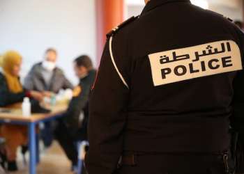 شرطي بفاس أمام قاضي التحقيق بتهمة تسريب معطيات سرية لشبكة للنصب والاحتيال