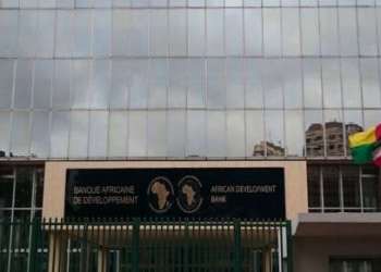 البنك الإفريقي للتنمية يوافق على تمويل بـ270 مليون أورو لتحديث مطارات المغرب