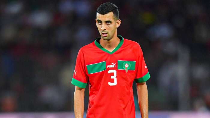 بلعمري ينضم إلى صفوف المنتخب الوطني وإصابة سايس تهدد مشاركته في الكان