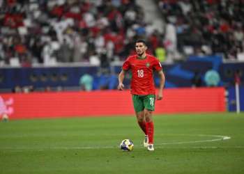 سعدان: “رغم النقص العددي تمكنا من الفوز والتأهل لنصف نهائي كأس العرب”