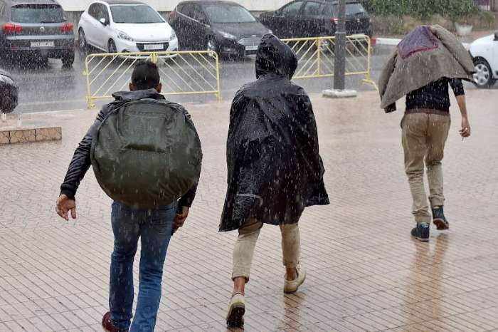 تعليق الدراسة بعدد من الأقاليم بسبب سوء الأحوال الجوية 