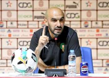 الركراكي يكشف اللائحة النهائية لأسود الأطلس استعدادًا لكأس أمم إفريقيا بالمغرب