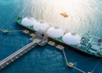 المغرب يسرّع خططه للاستقلال الطاقي عبر محطات جديدة للغاز المسال في الناظور والمحمدية والداخلة