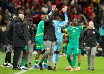 إنفانتينو يدين “مشاهد غير مقبولة” في نهائي كأس إفريقيا ويدعو إلى عقوبات تأديبية