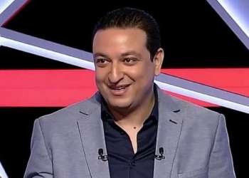 يوسف شيبو ينفي شائعة توقيف جواد بادة ويؤكد استمراره في التعليق على مباريات “الأسود”