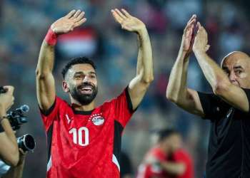 مصر تحسم القمة أمام كوت ديفوار وتبلغ نصف نهائي كأس أمم إفريقيا بثلاثية مثيرة
