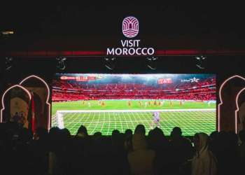 مناطق المشجعين تشعل مدن المغرب… الكان ليس في الملاعب فقط بل في الشارع أيضا