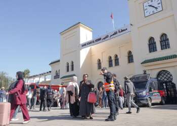 القصر الكبير .. بداية عودة المواطنين في ظروف آمنة بعد مرور الاضطرابات الجوية