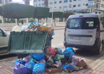 بعد الفيضانات تطوان تغرق في الازبال