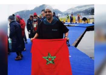 العيون نحو العالمية: سويم أكاديمي يستعد لرفع الراية المغربية في فنلند