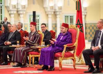 جلالة الملك يترأس حفل تقديم وإطلاق مشروع إنجاز مصنع بالنواصر لإنتاج أنظمة هبوط الطائرات تابع لمجموعة “سافران”