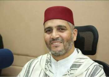 العيون الكوشي يتصدر نخبة من العلماء في برنامج ديني حافل بمدينة العيون