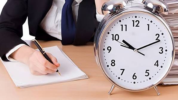 الإعلان  عن التوقيت الإداري  في رمضان