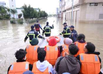 تعليق الدراسة بسبب الفيضانات يدفع أكاديمية طنجة – تطوان – الحسيمة إلى فتح مؤسساتها أمام تلاميذ القصر الكبير