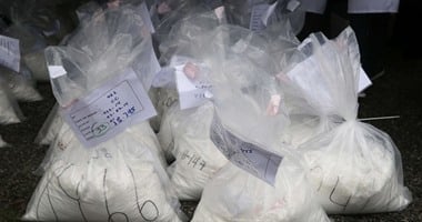 السجن المؤبد لسيدة أعمال مغربية وشقيقها في أبو ظبي بتهمة تهريب الكوكايين