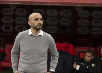 وليد الركراكي يرفض عروضاً خليجية ويضع التدريب في أوروبا هدفه المقبل