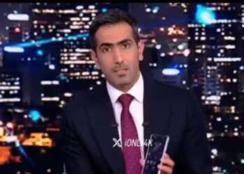 صافرات إنذار تقطع تحليل مباراة غلطة سراي وليفربول وتربك استوديو البث المباشر