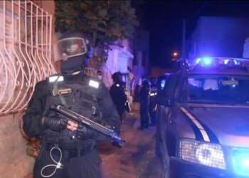 توقيف مشتبه فيه بارز في ملف “طائرة طنجة” وشخص ثانٍ بواد لاو في عملية نوعية للدرك الملكي