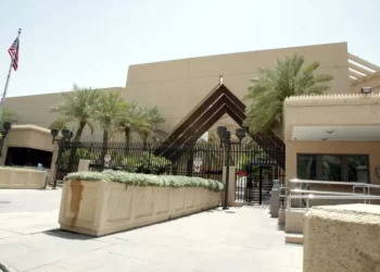 هجوم بمسيّرات يستهدف السفارة الأميركية في الرياض وسط تصعيد إقليمي غير مسبوق