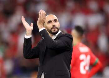الركراكي يقترب من تدريب السعودية واحتمال مواجهة إسبانيا يلوح في الأفق