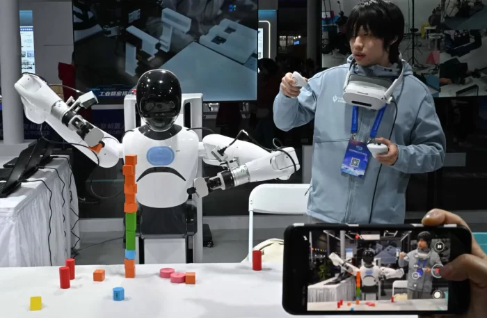 الجمارك المغربية تواكب ثورة الذكاء الاصطناعي تصنيف دقيق لروبوتات المستقبل 