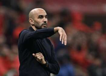 هل فعلاً وليد الركراكي مرشح لقيادة ريال مدريد أم مجرد اسم يُختبر إعلامياً قبل خروجه من الحسابات؟