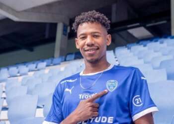 توفيق بنطيب يطرق أبواب المنتخب المغربي بعد موسم لافت في فرنسا