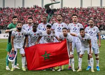 لاعب جزائري يظهر بقميص دون شعار المملكة في مواجهة اتحاد العاصمة وأولمبيك آسفي
