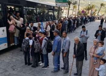 هل يتحول مشكل النقل الحضري بتطوان إلى حملة انتخابية 