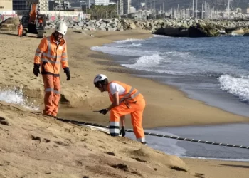 سباق الطاقة تحت البحر… المغرب يعيد رسم خريطة الربط الكهربائي مع أوروبا