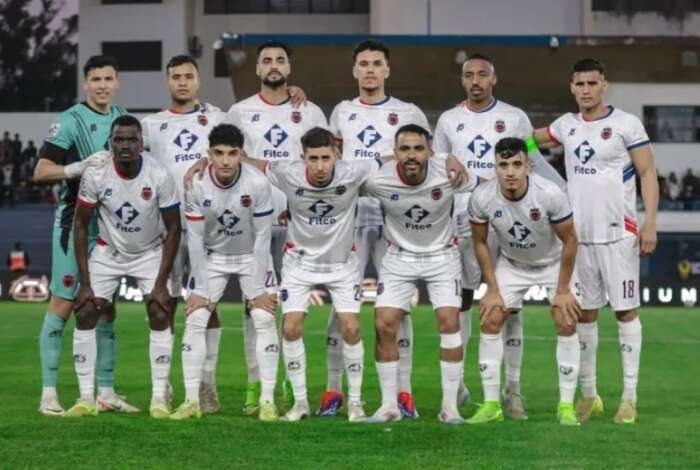 تقرير إفريقي يشيد بمشوار أولمبيك آسفي في كأس الكونفدرالية رغم الإقصاء من نصف النهائي
