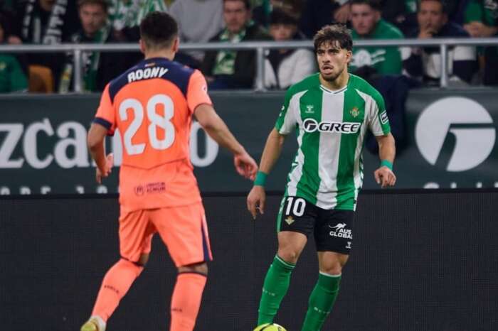 برشلونة يعيد فتح ملف الزلزولي تحسباً لصيف الانتقالات 