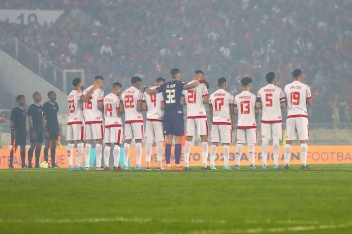 الوداد بين أزمة الثقة وضغط المدرج.. هل يقترب زمن رحيل آيت منا؟ 