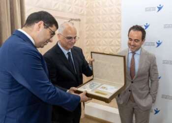 بريد المغرب يصدر طابعا تذكاريا احتفاءً باختيار الرباط عاصمة عالمية للكتاب 2026