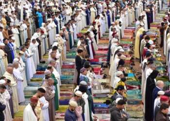 إقبال كثيف على مصليات العيد بالمغرب وخطب موحدة تدعو للتقوى والتضامن وصلة الرحم