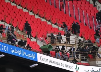 لجنة التأديب تضرب بيد من حديد عقب شغب الجيش الملكي والرجاء الرياضي