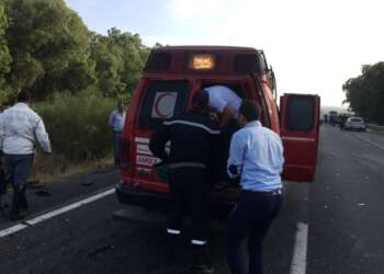 إصابة 15 عاملاً في انقلاب مركبة فلاحية بضواحي الراشيدية