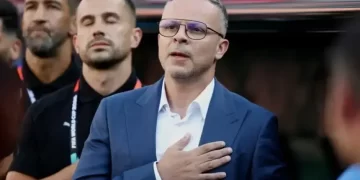 وهبي بين المجازفة والتخطيط.. هل أخفى أوراق المغرب قبل موقعة هولندا؟